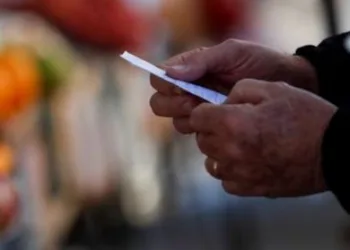 Una familia tipo necesita $1.434.464 por mes para no ser pobre