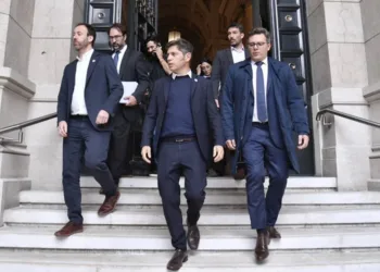 Kicillof se presentó en Tribunales por la deuda de la Nación por jubilaciones: se espera una definición en junio