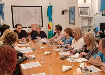 Definen un protocolo para intervenir ante amenazas y alumnos armados en escuelas