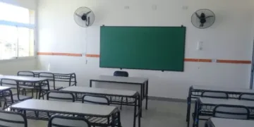 Dos gremios van al paro y complican las clases en escuelas bonaerenses