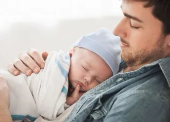 El proyecto transversal de la oposición para ampliar licencias: 30 días por paternidad y otros puntos clave