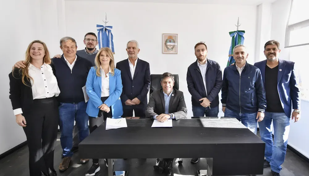 Peronistas y libertarios: dos peleas que ingresan en una nueva fase en la Provincia