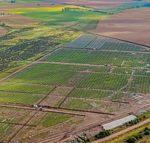Se construye en Junín uno de los parques solares más grandes de la provincia