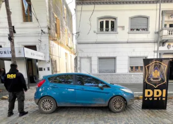 Un hombre fue aprehendido por circular con patentes apócrifas