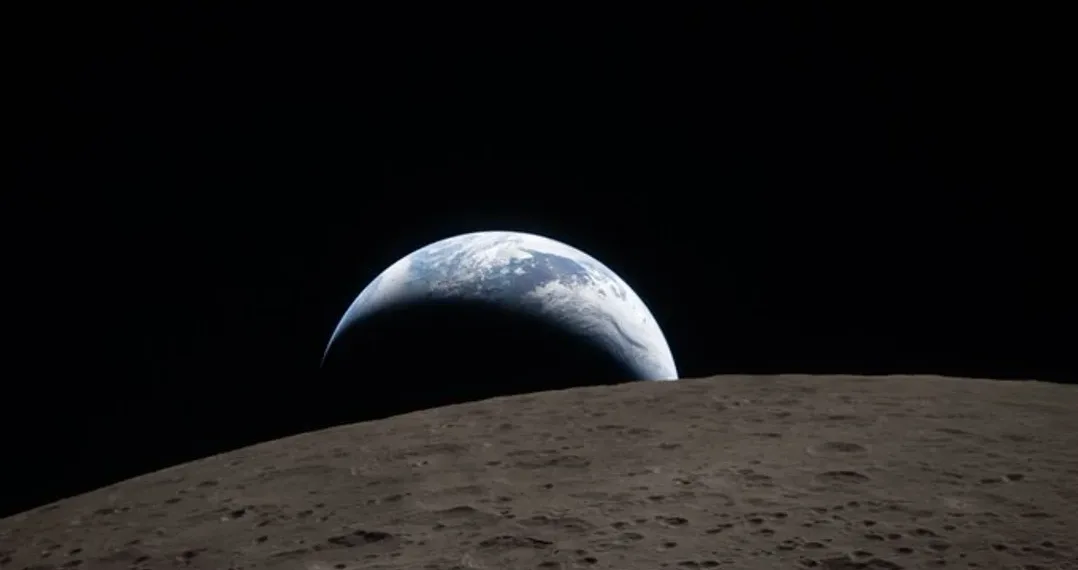 La misión Artemis II capturó imágenes inéditas del lado oculto de la Luna y batió récords de distancia