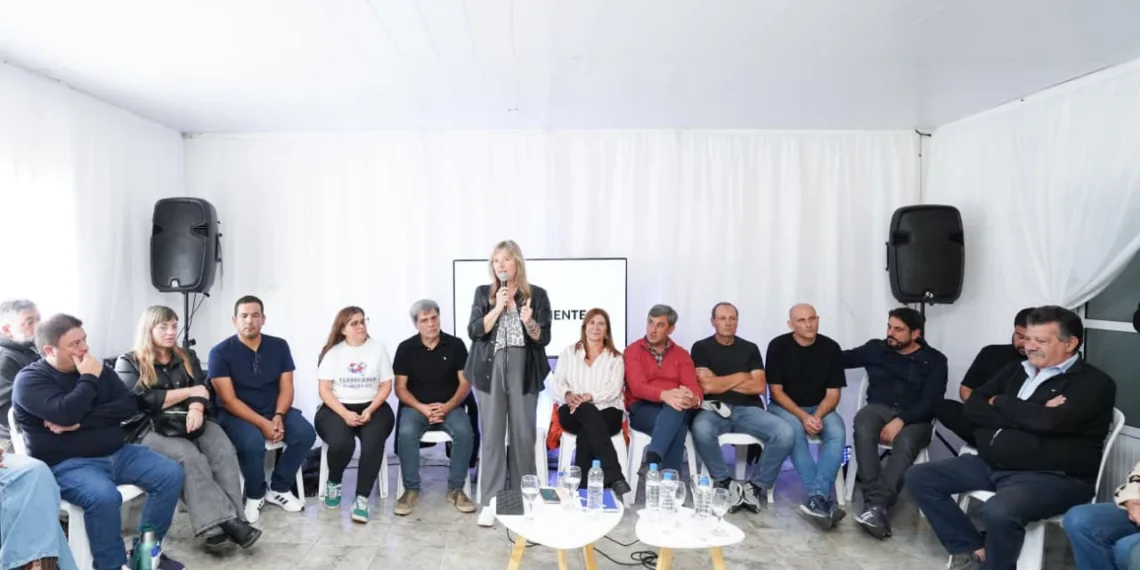 Alvarez Rodríguez convocó a “construir una alternativa al neoliberalismo” junto a Kicillof
