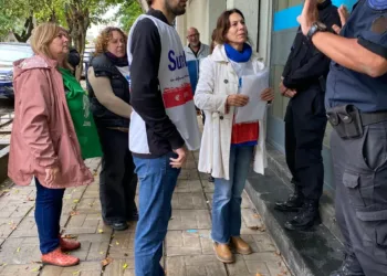 Concentración y reclamo en las sedes de la ANSES