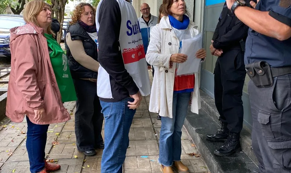 Concentración y reclamo en las sedes de la ANSES