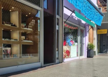 Comerciantes afrontan dos feriados consecutivos este fin de semana largo