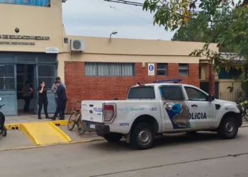 Falsas amenazas en las escuelas: buscan multas contra los padres de los alumnos culpables