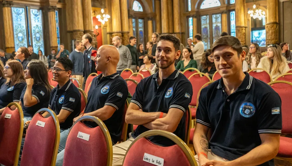 La Plata: Alak reconoció a los estudiantes que participaron de la misión Artemis II