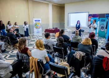 Jornada de capacitación sobre autismo y alimentación