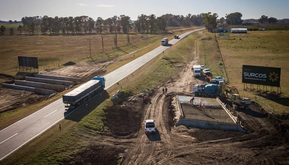 Se paralizó la construcción de la Autovía 5 entre Suipacha y Mercedes
