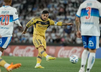 Boca le ganó a la Universidad Católica en su estreno en la Copa Libertadores