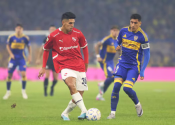 Boca e Independiente se miden en una Bombonera decisiva