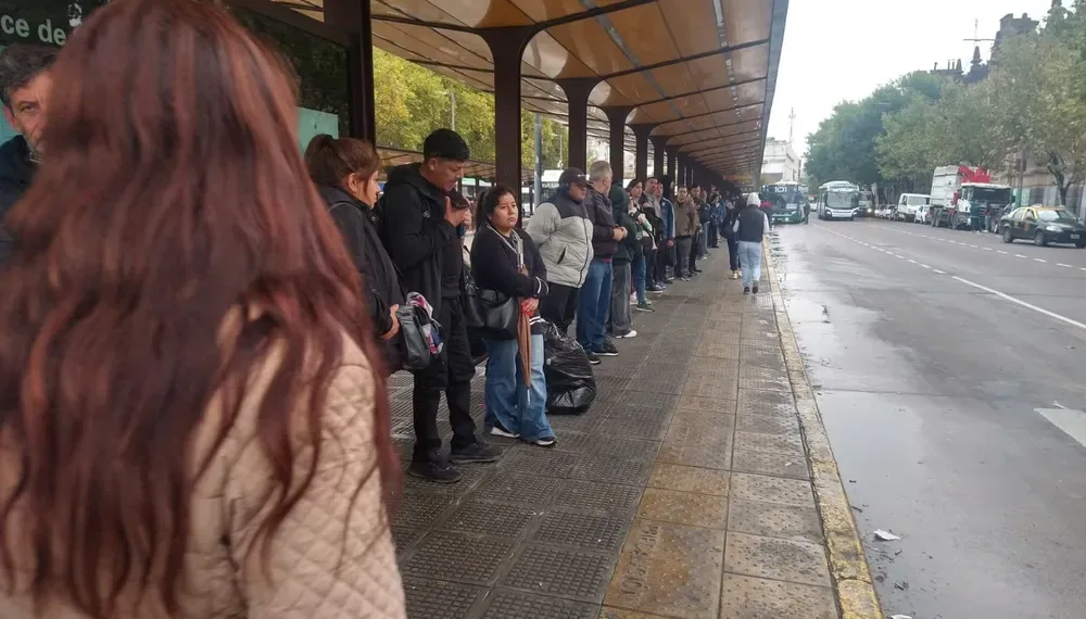 Transporte: la UTA suma un paro a la reducción de frecuencias