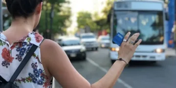 Colectivos: llaman a consulta ciudadana para ajustar el precio de boleto