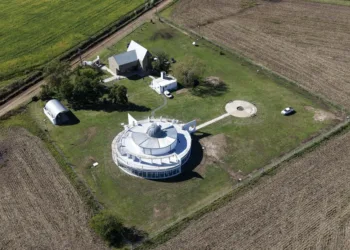 Se inauguró un observatorio astronómico en el Centro de Capacitación, Investigación e Información Educativa de Alberti