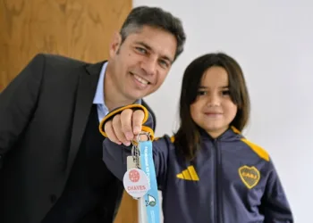 Kicillof entregó viviendas a familias bonaerenses