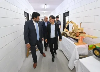 Amenazas en escuelas: la Provincia apunta a una «estructura delictiva»