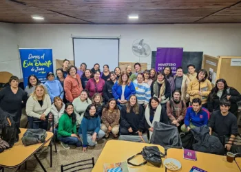 Capacitación para emprendedoras en el CFL 402