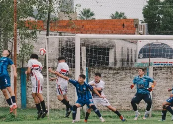 Independiente y Rivadavia de Junín mandan en sus zonas