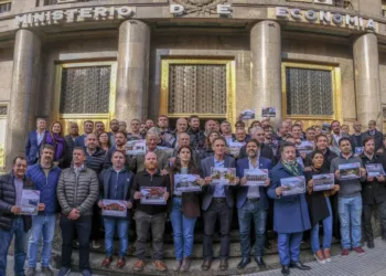 Gabriel Katopodis e intendentes van a Economía por la suba de naftas y las obras paralizadas