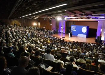En la UBA, Kicillof mostró optimismo electoral y pidió evitar errores del gobierno de Alberto Fernández