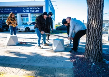 Refuerzan la infraestructura urbana en paradas de colectivo