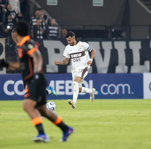 Platense cayó con Corinthians en su debut histórico en la Copa Libertadores