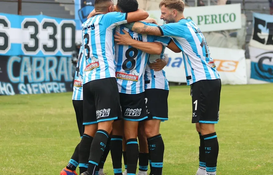 Gimnasia de Jujuy le ganó a Patronato por 2-0 y comparte la punta de la zona B de la Primera Nacional 2026