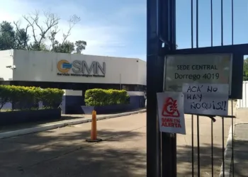 Trabajadores del SMN alertan por 240 despidos y van al paro