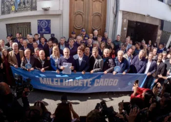 Kicillof: “El Gobierno nacional busca descargar la crisis sobre las espaldas de los gobiernos provinciales y municipales”