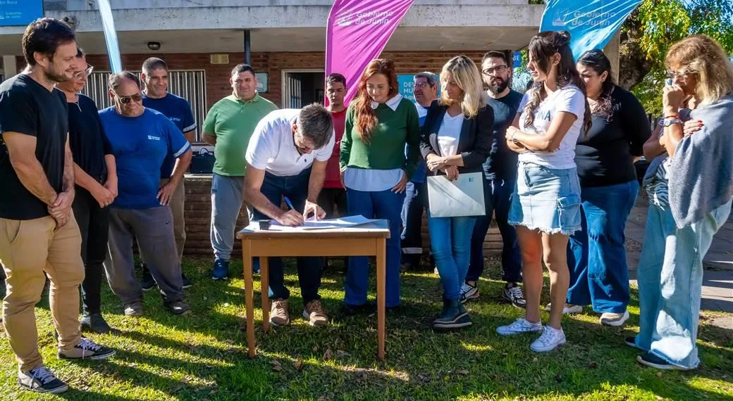 Convenio para fortalecer el sistema de reciclaje en Agustín Roca