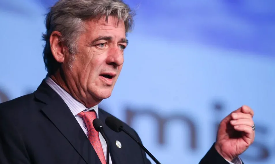 “Es hora de renovar y dar paso a las nuevas generaciones”, afirmó Pereda