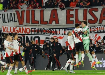 Racing, River y Central y Gimnasia LP avanzaron a cuartos