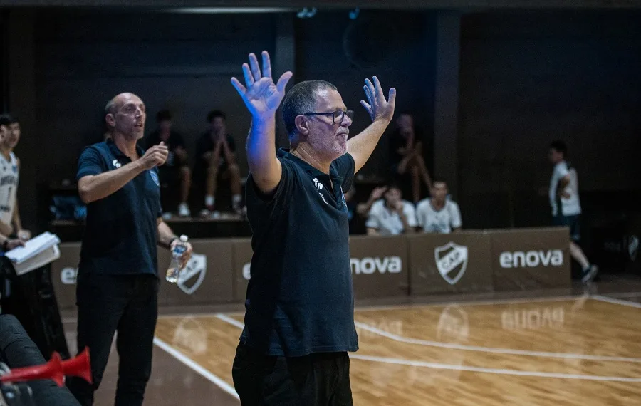 Adrián Capelli: “Dejar al club en primera me llena de orgullo”