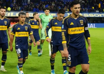 Boca recibe a la Universidad Católica de Chile, con la obligación de ganar para avanzar en la Copa Libertadores