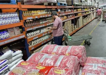 Indec: los precios mayoristas se dispararon 5,2% por la suba del petróleo y productos vinculados