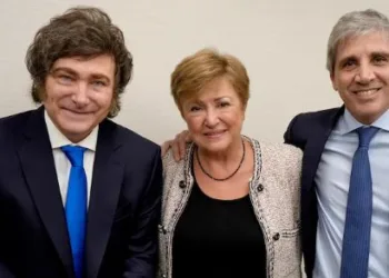 El Gobierno no planea modificar Ganancias ni el Monotributo