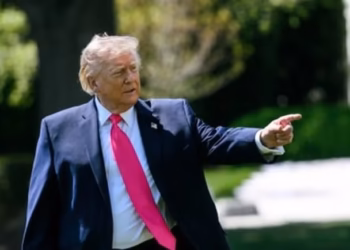 Trump lanzó una dura advertencia contra Irán: “No se reirán más de Estados Unidos”