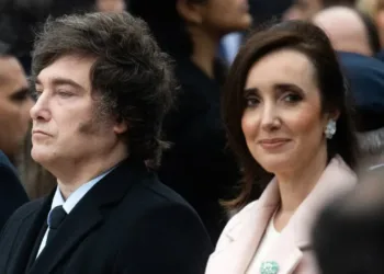 Villarruel criticó al Gobierno por la compra de un avión en mal estado: “Años atrás renunciaban todos los implicados”