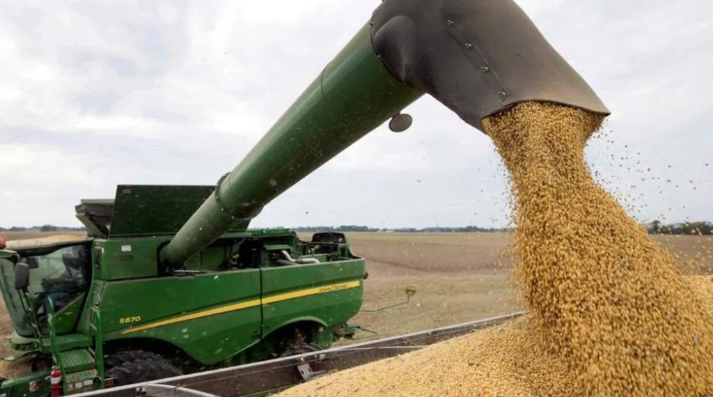 Aseguran que la baja de retenciones trae “alivio a los márgenes agrícolas” y calculan un “acotado” costo fiscal