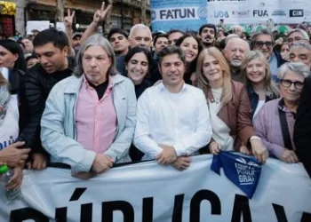 Kicillof participó de la Marcha Federal Universitaria