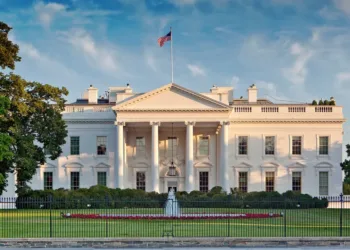 Un hombre fue baleado cerca del Monumento a Washington y la Casa Blanca cerró temporalmente