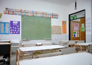 Escuelas: el Gobierno bonaerense invierte 1,8 mil millones de pesos en obras de gas