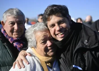 Kicillof enfrenta un complicado cuello de botella financiero, con impacto político