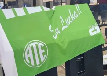Estatales bonaerenses levantaron el paro que había trabado la entrega de planos y escrituras