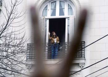 Causa Vialidad: fiscal pide decomisar el departamento donde Cristina está detenida