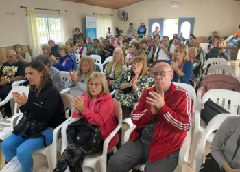 Invitan a participar del Concurso Literario “Memorias Mayores: 50 años, 50 voces”